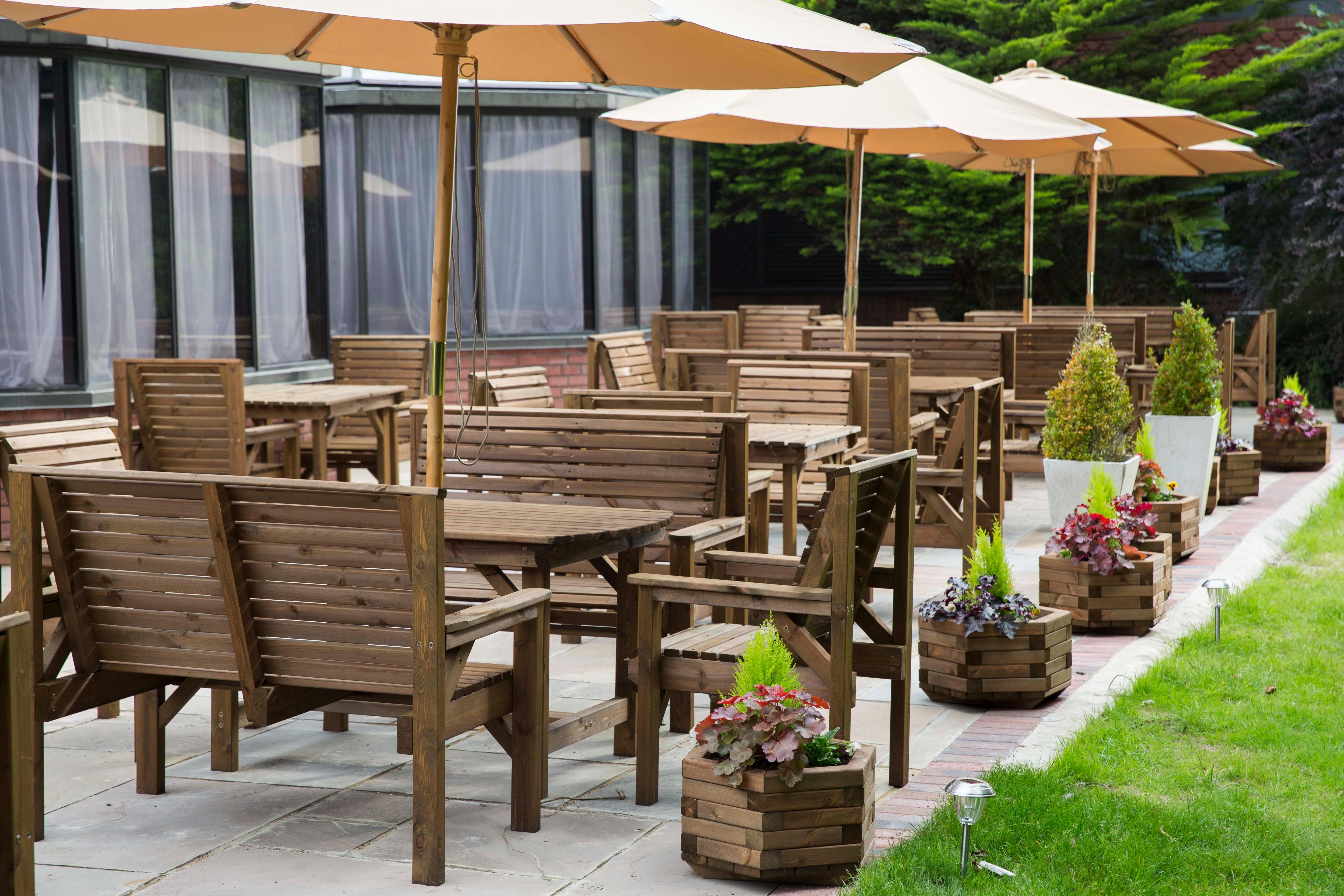Отель Crowne Plaza Basingstoke By Ihg Экстерьер фото
